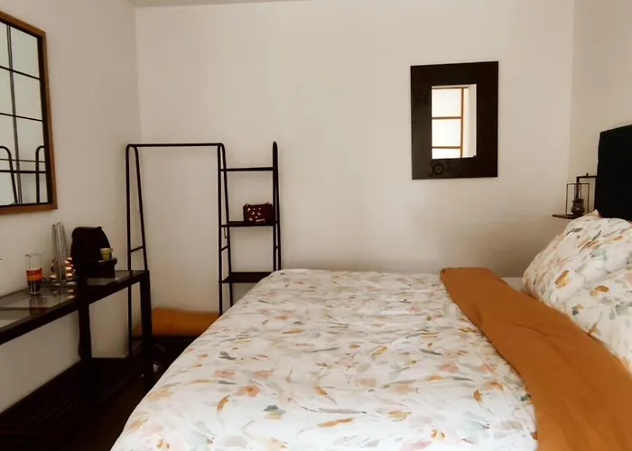 Elegant A Avec Parking Сержи